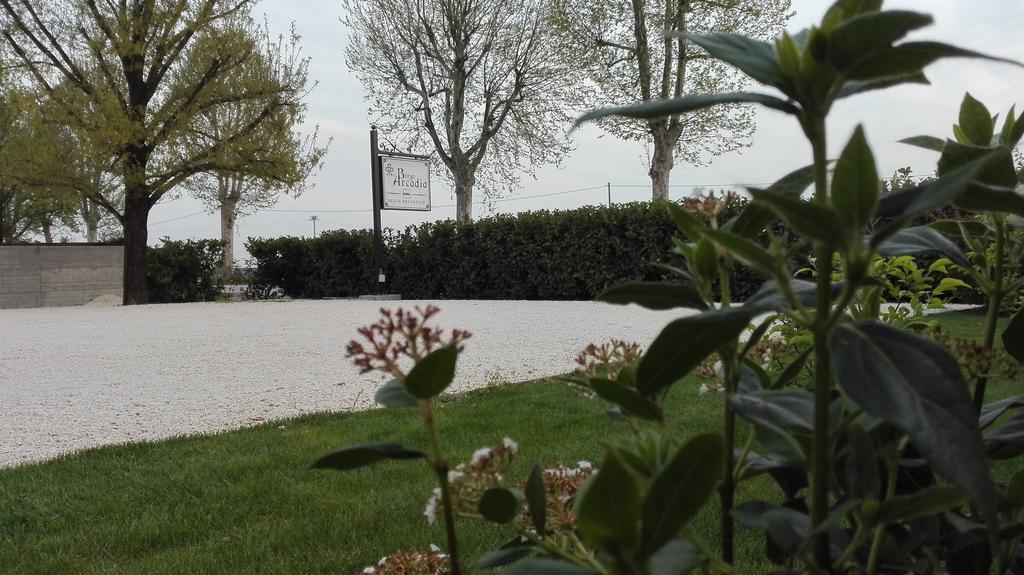 Poiana Maggiore B&B Borgo Arcadia المظهر الخارجي الصورة